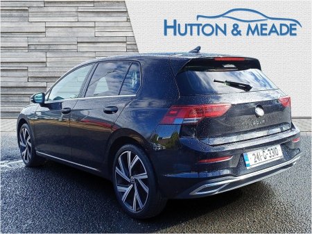 2024 Volkswagen Golf - photo 2