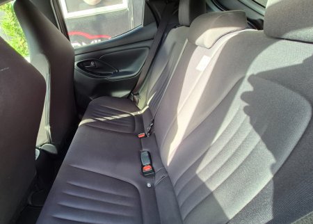 2022 Toyota Yaris - photo 14