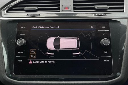 2021 Volkswagen Tiguan - photo 32