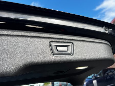2023 BMW 3-Series - photo 15