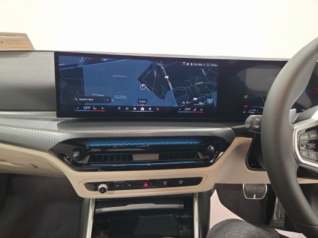 2026 BMW 3-Series - photo 8