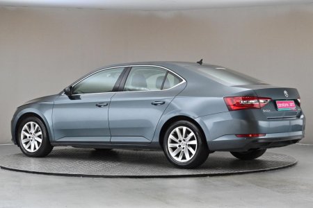 2017 Skoda Superb - photo 6