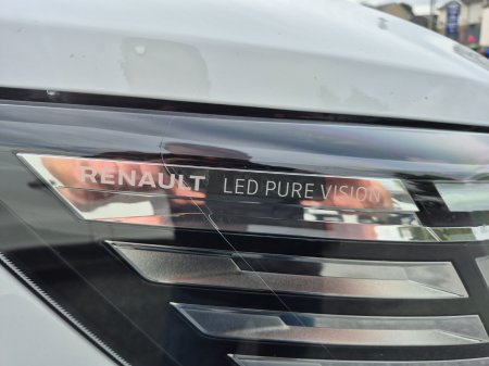 2022 Renault Trafic - photo 8