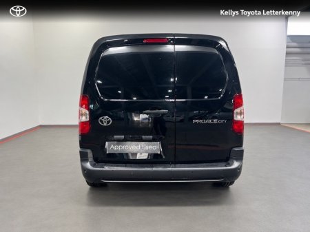 2025 Toyota Proace City - photo 4