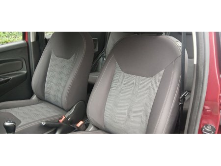 2018 Ford Fiesta - photo 10