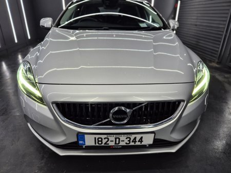 2018 Volvo V40 - photo 2