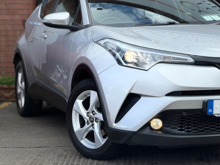 2017 Toyota C-HR - photo 5