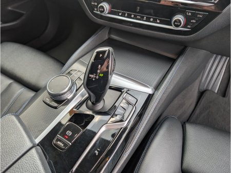 2023 BMW 5-Series - photo 16