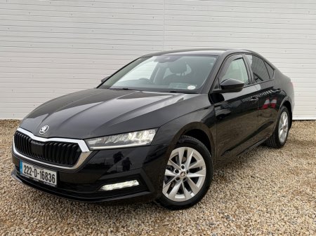 2022 Skoda Octavia - photo 4