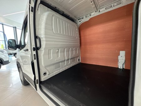 2026 Maxus DELIVER 9 - photo 13