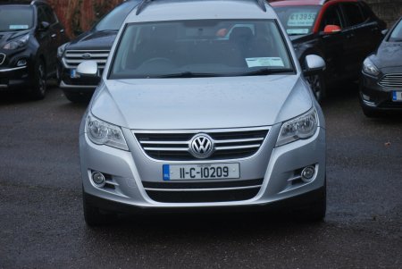 2011 Volkswagen Tiguan - photo 2