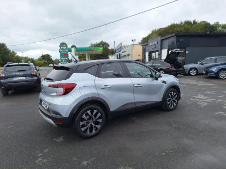 2023 Renault Captur - photo 2