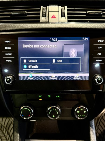 2019 Skoda Octavia - photo 16