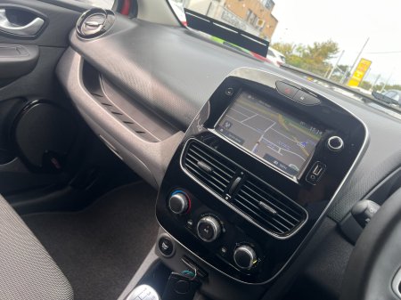 2017 Renault Clio - photo 3
