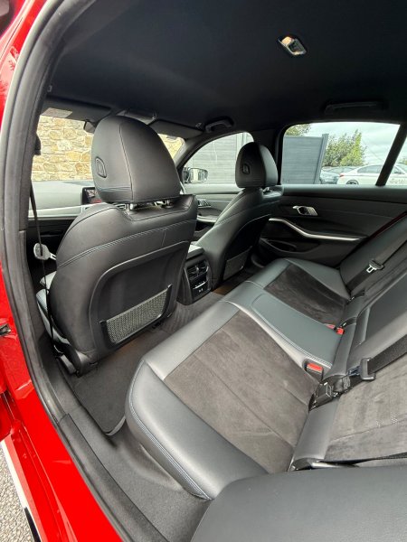 2021 BMW 3-Series - photo 21
