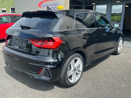2022 Audi A1 - photo 2