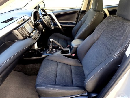 2016 Toyota RAV4 - photo 14