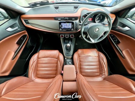 2014 Alfa Romeo Giulietta - photo 33