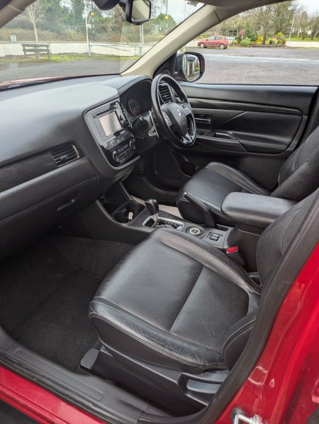 2016 Mitsubishi Outlander - photo 16