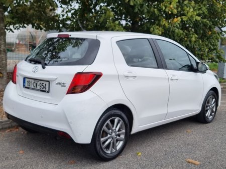 2015 Toyota Yaris - photo 4