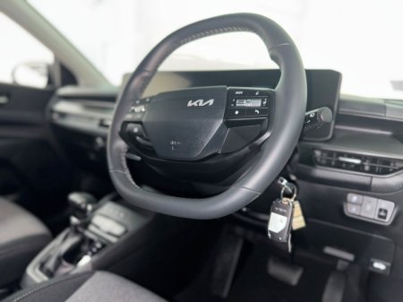 2026 Kia Stonic - photo 2