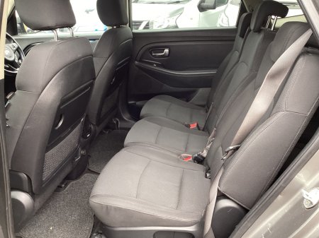 2015 Kia Carens - photo 16