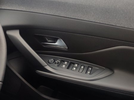 2026 Peugeot 308 - photo 7