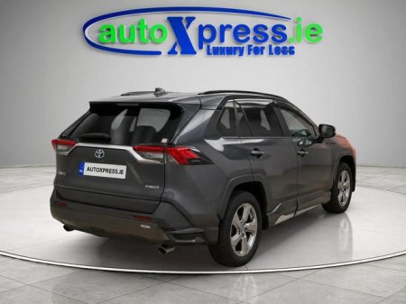 2021 Toyota RAV4 - photo 2