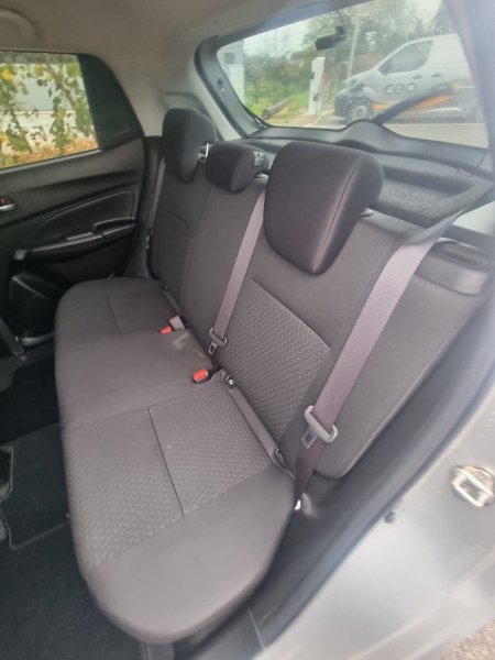 2019 Suzuki Swift - photo 14
