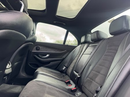 2017 Mercedes-Benz E-Class - photo 16