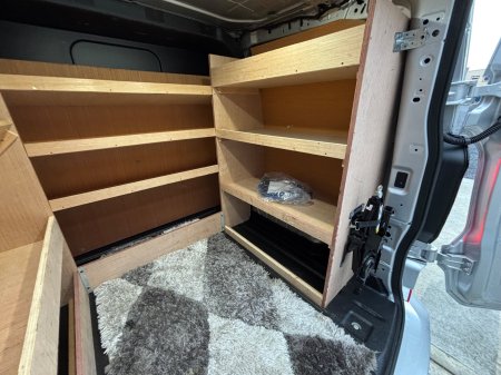 2025 Ford Transit Custom - photo 17