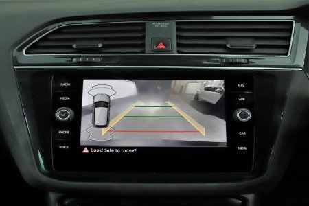 2023 Volkswagen Tiguan - photo 23