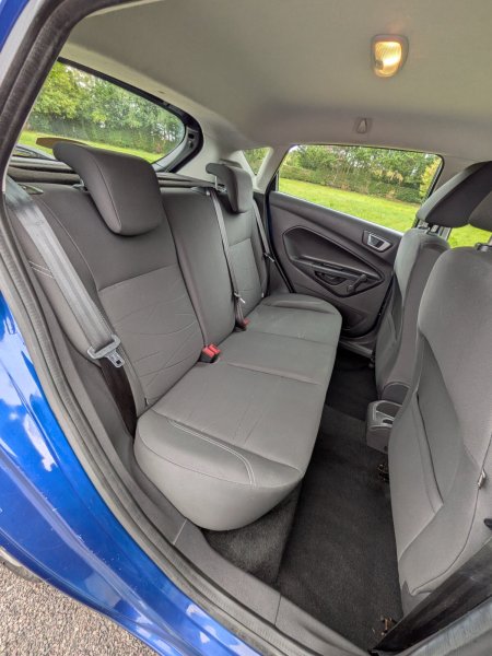 2017 Ford Fiesta - photo 18