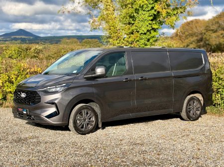 2025 Ford Transit Custom - photo 9