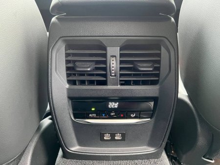 2021 BMW 3-Series - photo 12
