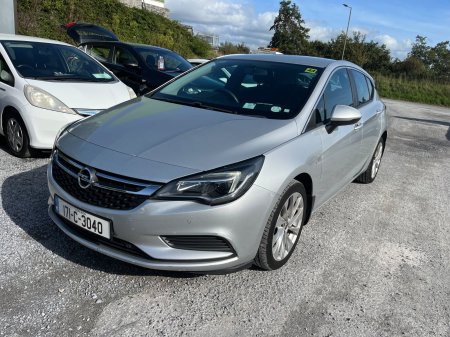2017 Opel Astra - photo 2