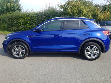 2023 Volkswagen T-Roc - photo 2