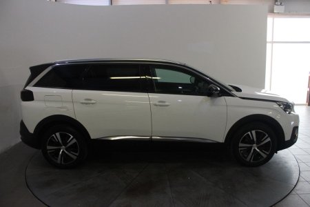 2019 Peugeot 5008 - photo 2