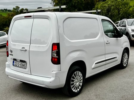 2022 Toyota Proace City - photo 4