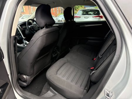 2016 Ford Mondeo - photo 10