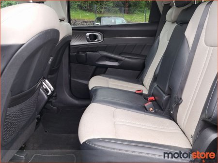 2023 Kia Sorento - photo 5