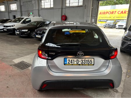 2024 Toyota Yaris - photo 16