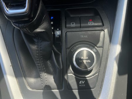 2021 Toyota RAV4 - photo 17