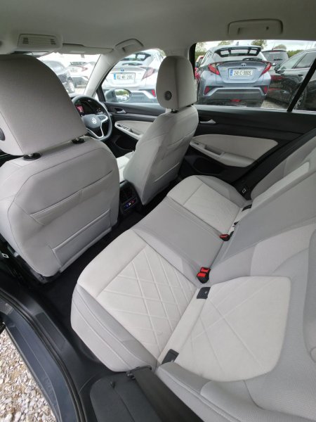 2024 Volkswagen Golf - photo 17