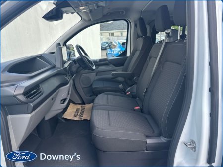 2026 Ford Transit Custom - photo 8