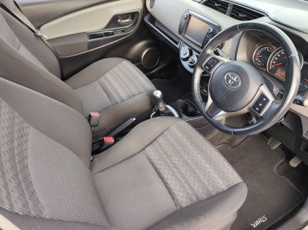 2017 Toyota Yaris - photo 7