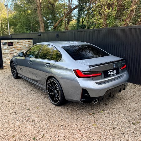 2023 BMW 3-Series - photo 6