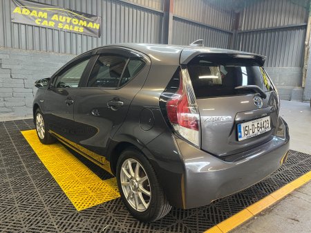 2015 Toyota Aqua - photo 5