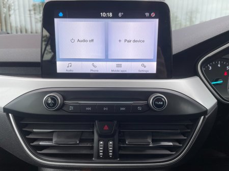 2020 Ford Focus - photo 15