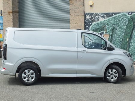 2024 Ford Transit Custom